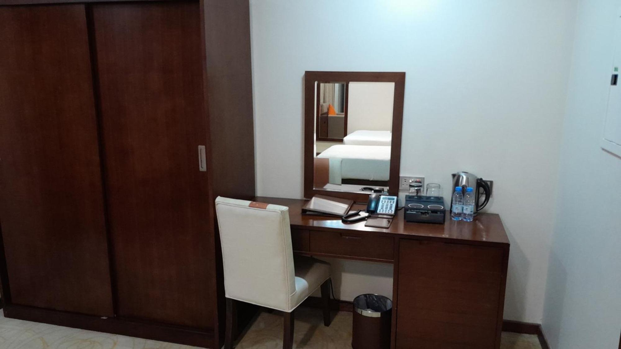 Sby Hotel Dżedda Zewnętrze zdjęcie